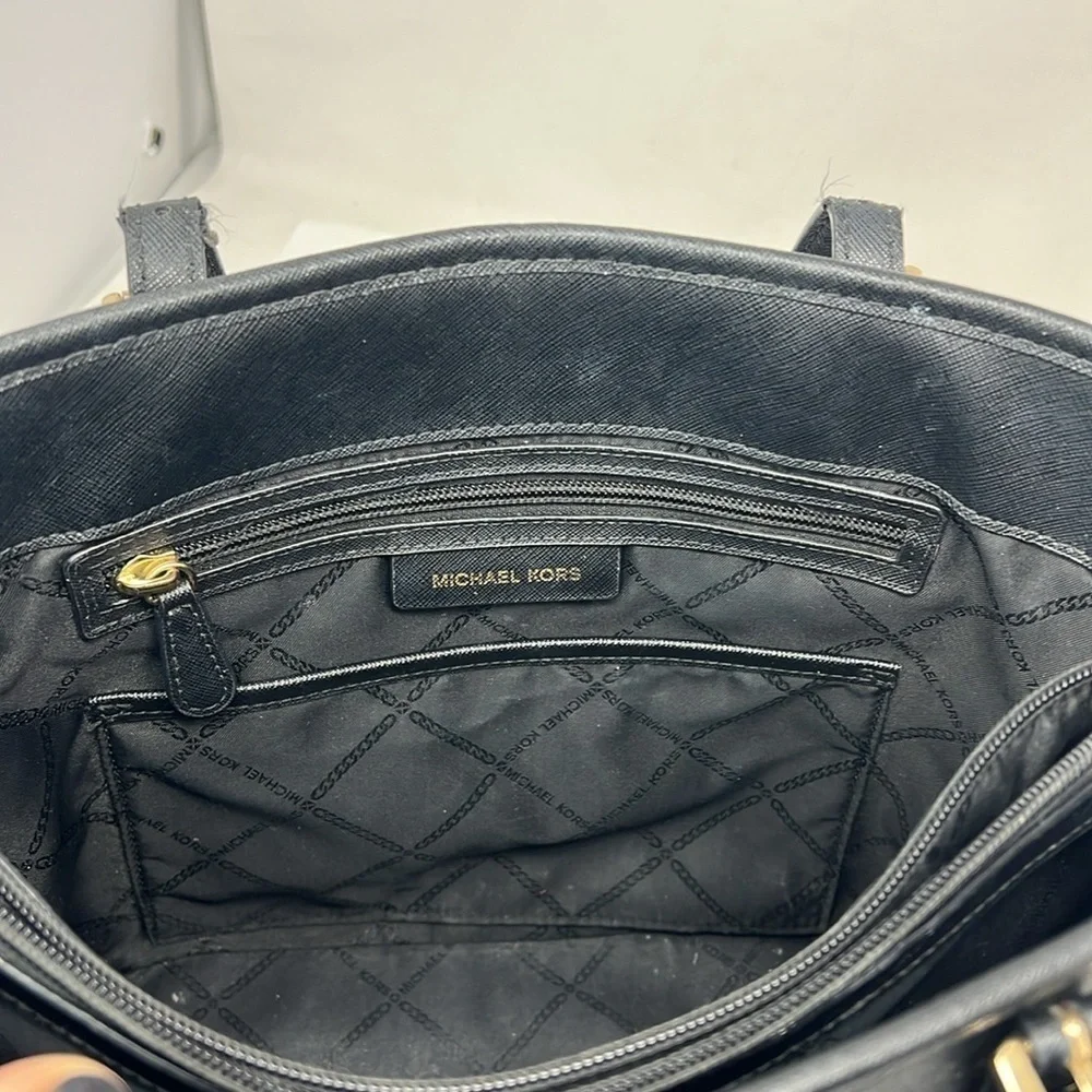 Michael Kors Jet Set Medium Black Saffiano Leather Tote Hand Bag - Picture 10 of 13
